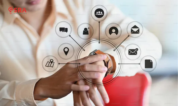 Dữ liệu khách hàng cần được thu thập và hợp nhất xuyên suốt các kênh để tạo nền tảng phân tích