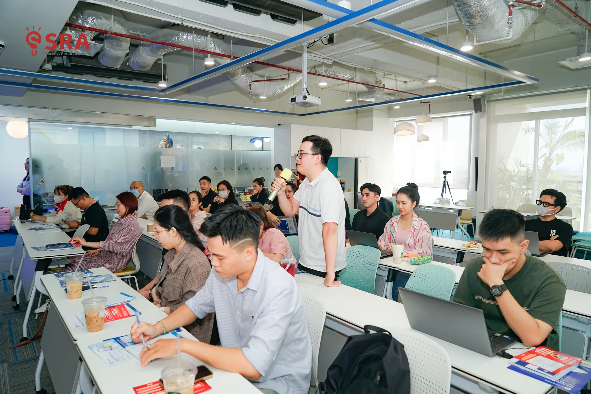 Buổi Workshop là thời gian để mọi người có thể trao đổi, tương tác và đặt với nhau những bài toán, những khúc mắc chưa tìm