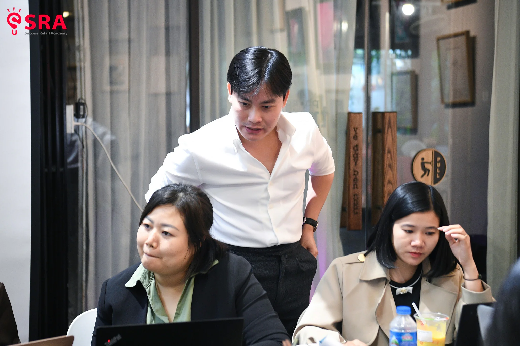 Học viên K5 trình bày phương án tối ưu thuế và tài chính trước lớp