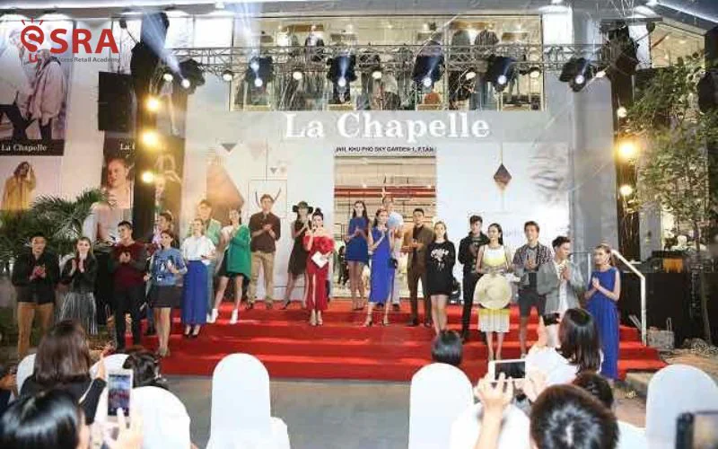 Khai trương cửa hàng liên tục