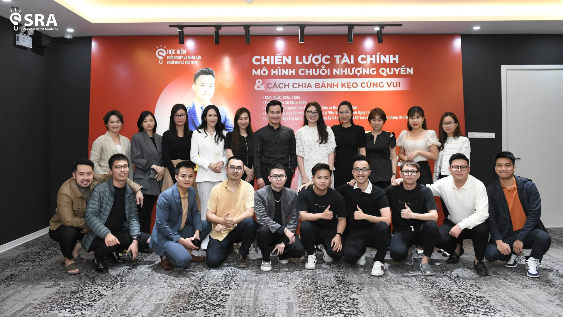 SRA - TRƯỜNG DOANH NHÂN BÁN LẺ VÀ NHƯỢNG QUYỀN VIỆT NAM-gallery