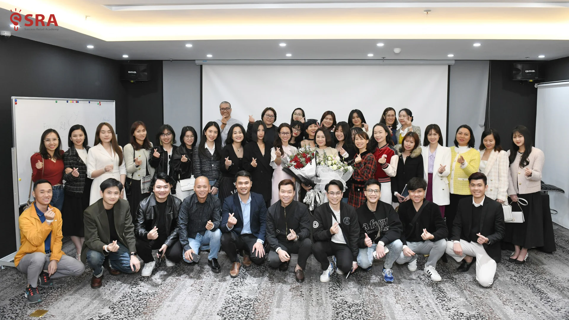 SRA - TRƯỜNG DOANH NHÂN BÁN LẺ VÀ NHƯỢNG QUYỀN VIỆT NAM-gallery